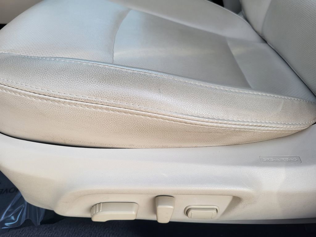 Used 2016 Subaru Outback 3.6R Limited image 15