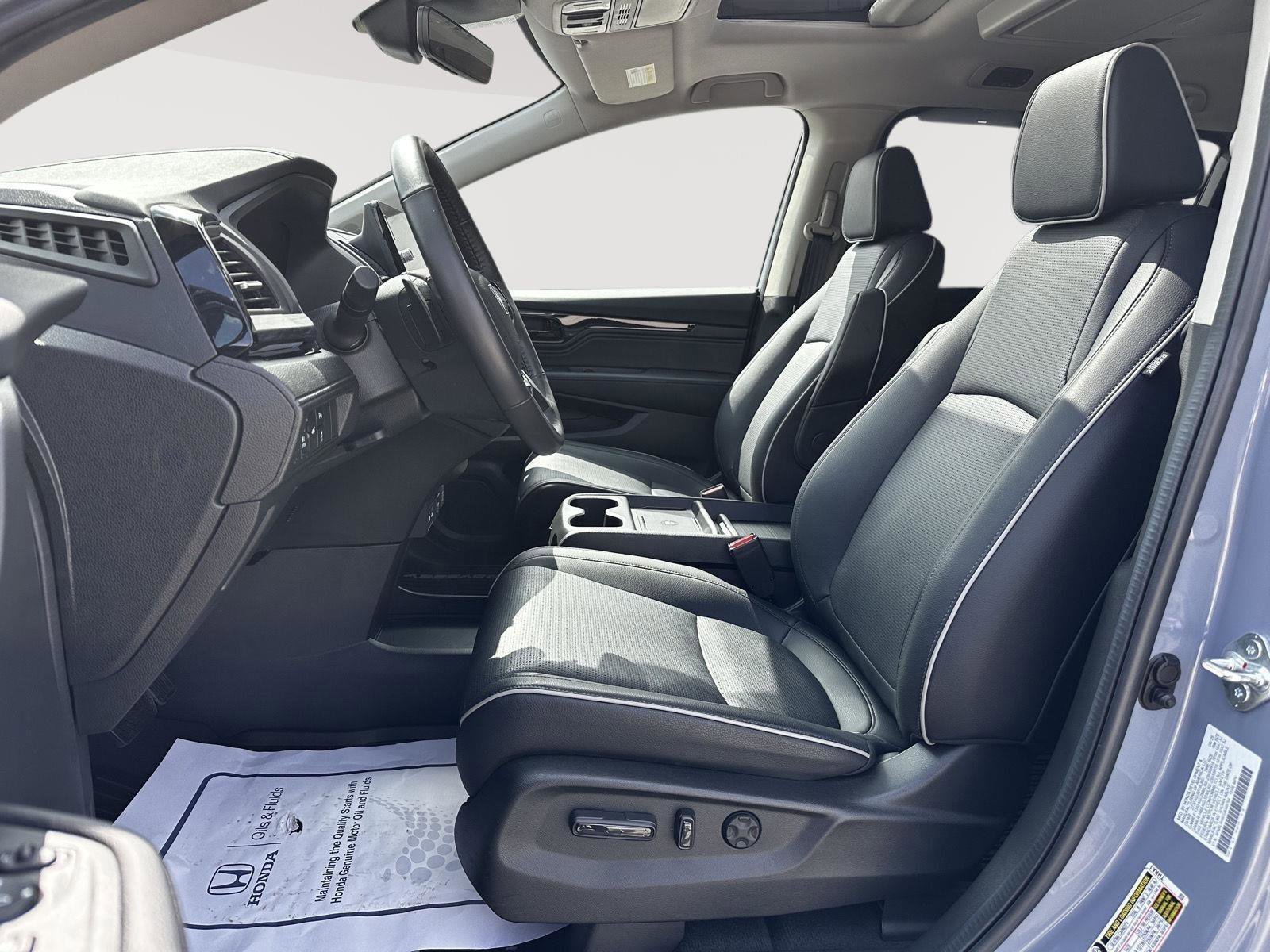 Certified 2025 Honda Odyssey Elite image 7
