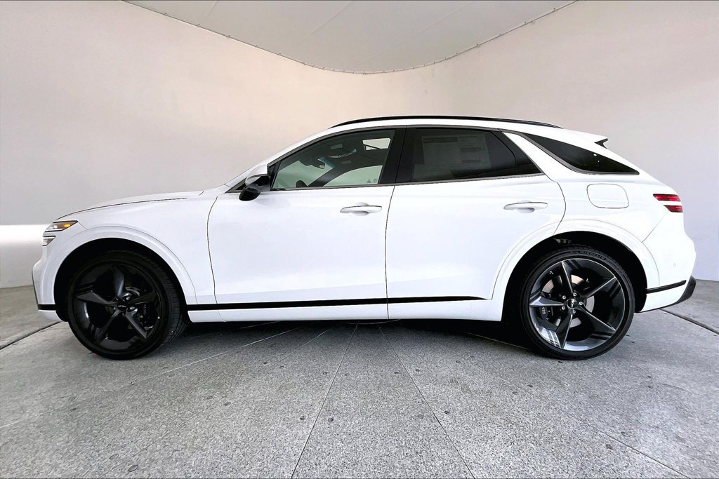 New 2026 Genesis GV70 2.5T Sport Prestige w/ G1 Accessory Package AWD/4WD image 6