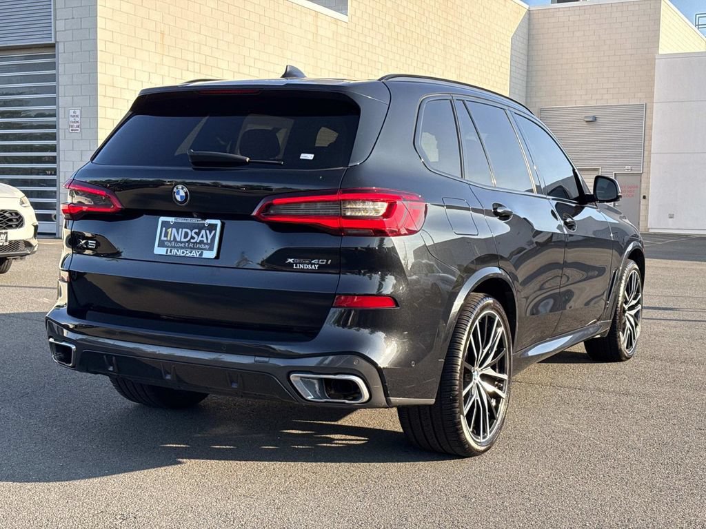 Used 2019 BMW X5 xDrive40i w/ M Sport Package AWD/4WD image 3