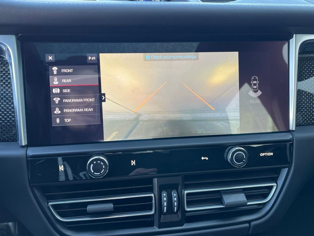 Used 2024 Porsche Macan GTS image 12