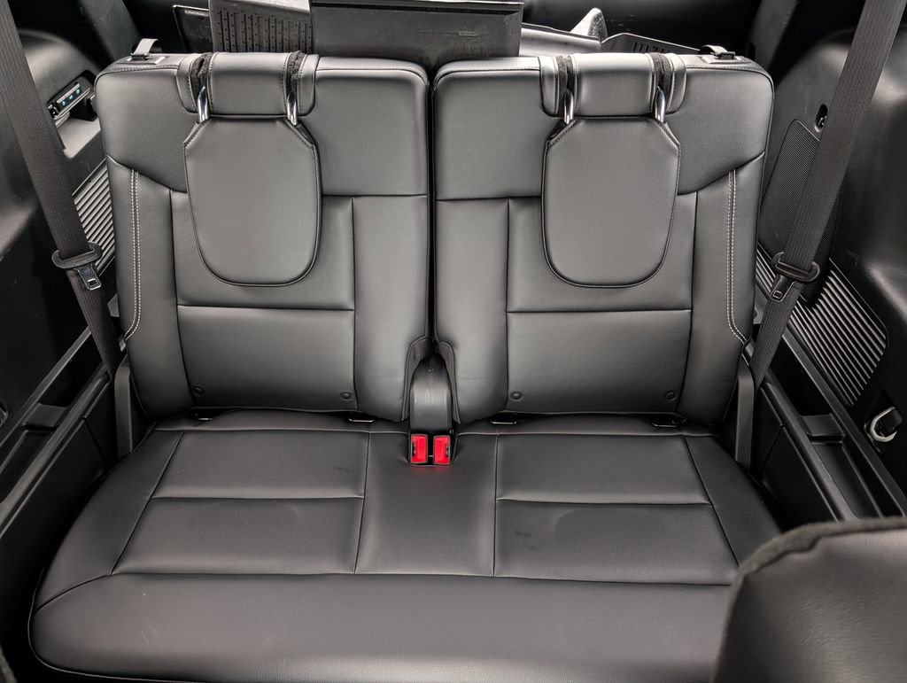 Certified 2024 Ford Explorer ST w/ Equipment Group 401A AWD/4WD image 14