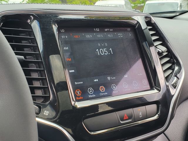 Certified 2022 Jeep Cherokee Limited AWD/4WD image 17