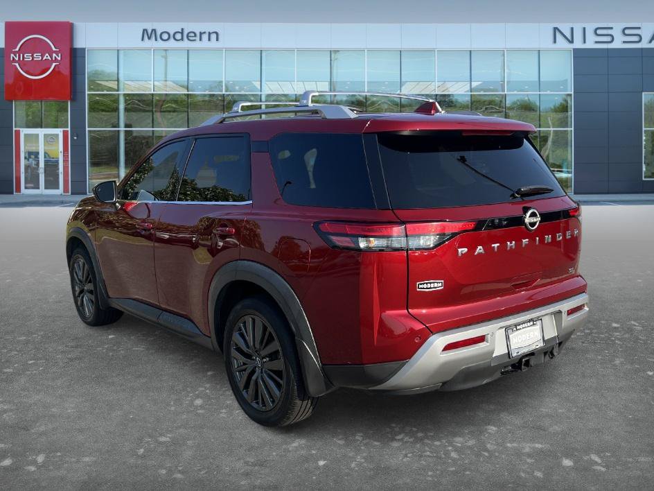 Used 2022 Nissan Pathfinder SL w/ SL Premium Package FWD image 7