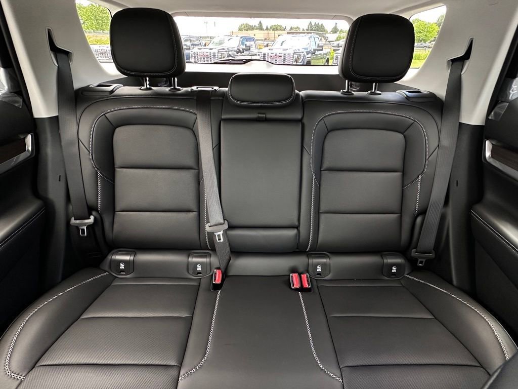 New 2026 GMC Terrain Denali AWD/4WD image 23