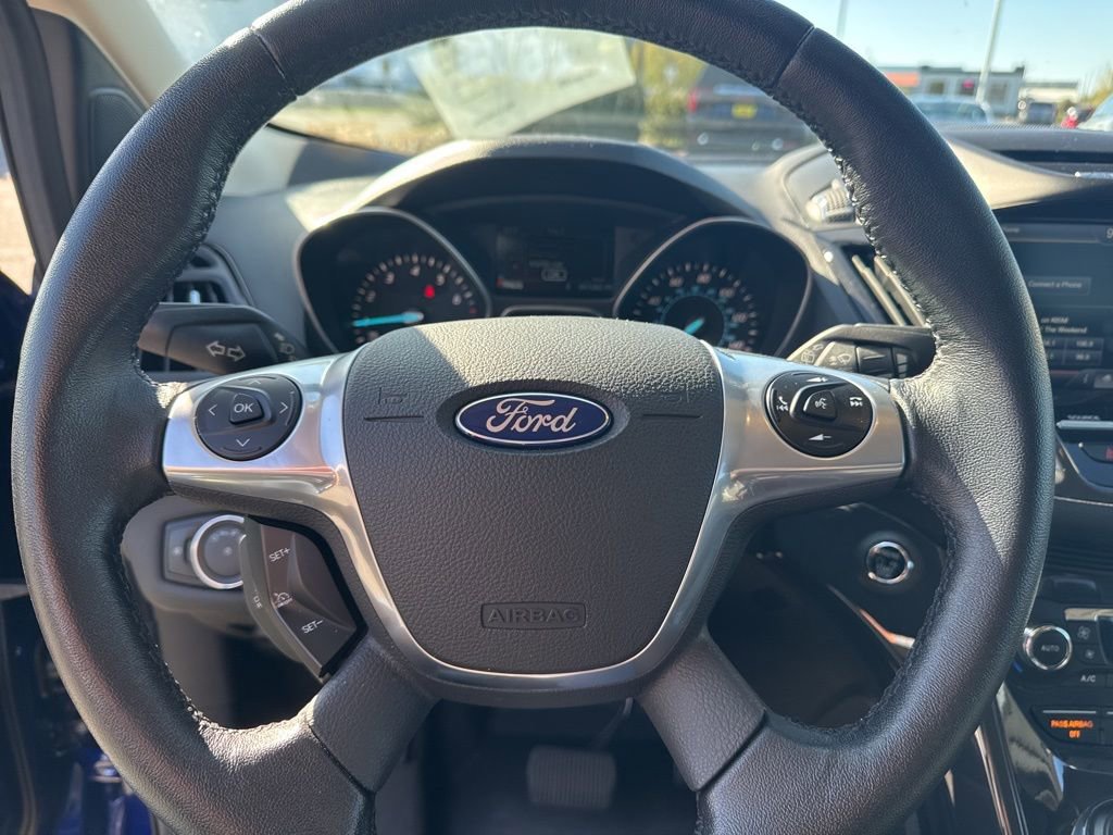 Used 2015 Ford Escape Titanium AWD/4WD image 13