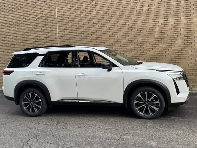 New 2026 Nissan Pathfinder Platinum AWD/4WD image 5
