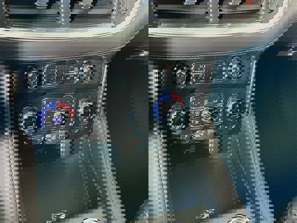 Certified 2021 Chevrolet Tahoe Z71 w/ Z71 Signature Package image 10