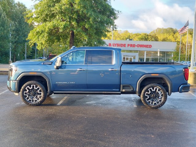 Used 2025 GMC Sierra 2500 Denali Ultimate AWD/4WD image 10