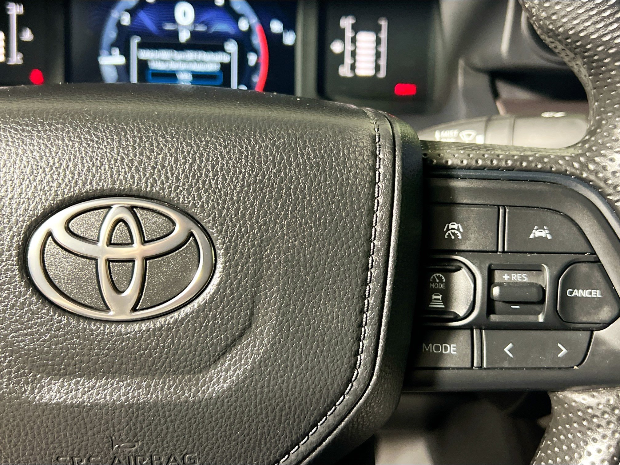 Used 2024 Toyota Tacoma SR5 AWD/4WD image 19
