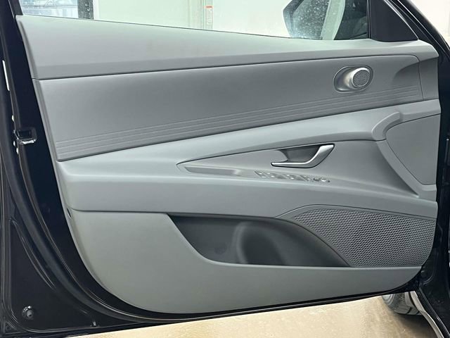 New 2026 Hyundai Elantra SE image 11