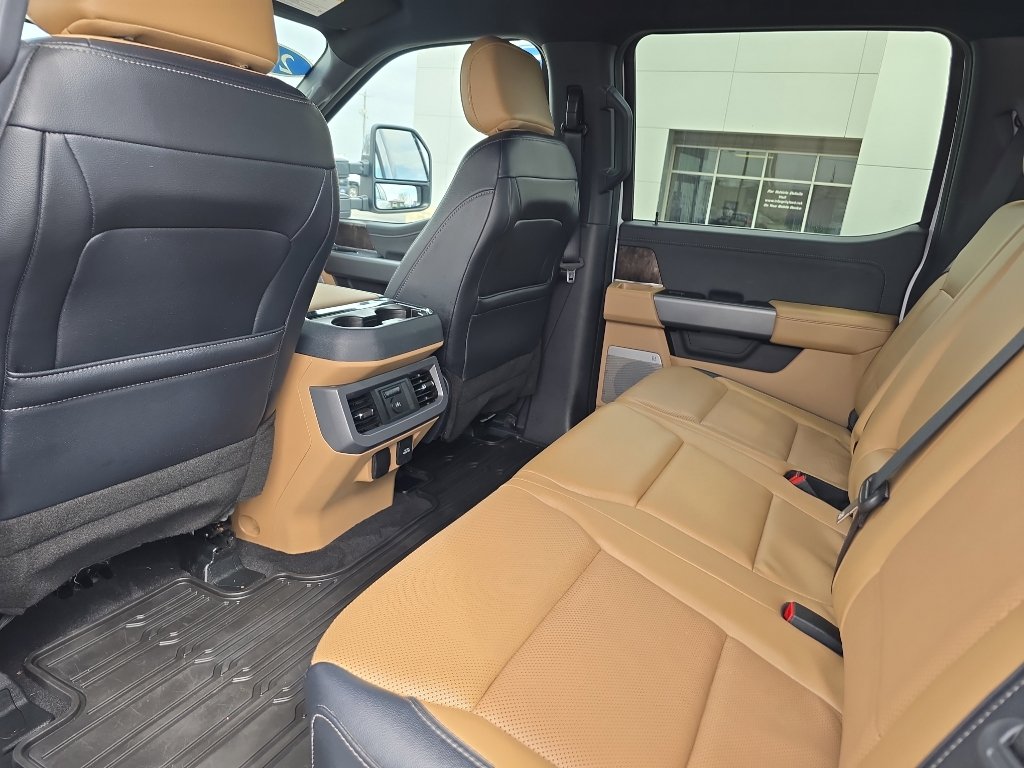 Used 2024 Ford F350 Lariat w/ Chrome Package image 20