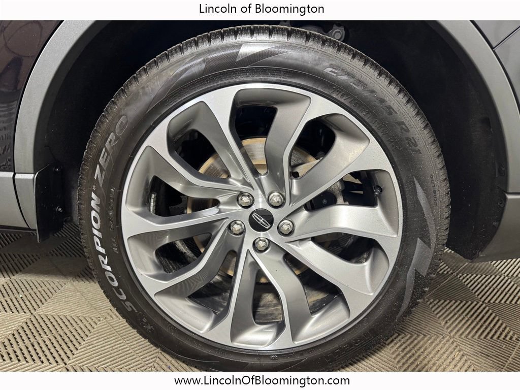 Used 2025 Lincoln Aviator Reserve AWD/4WD image 26