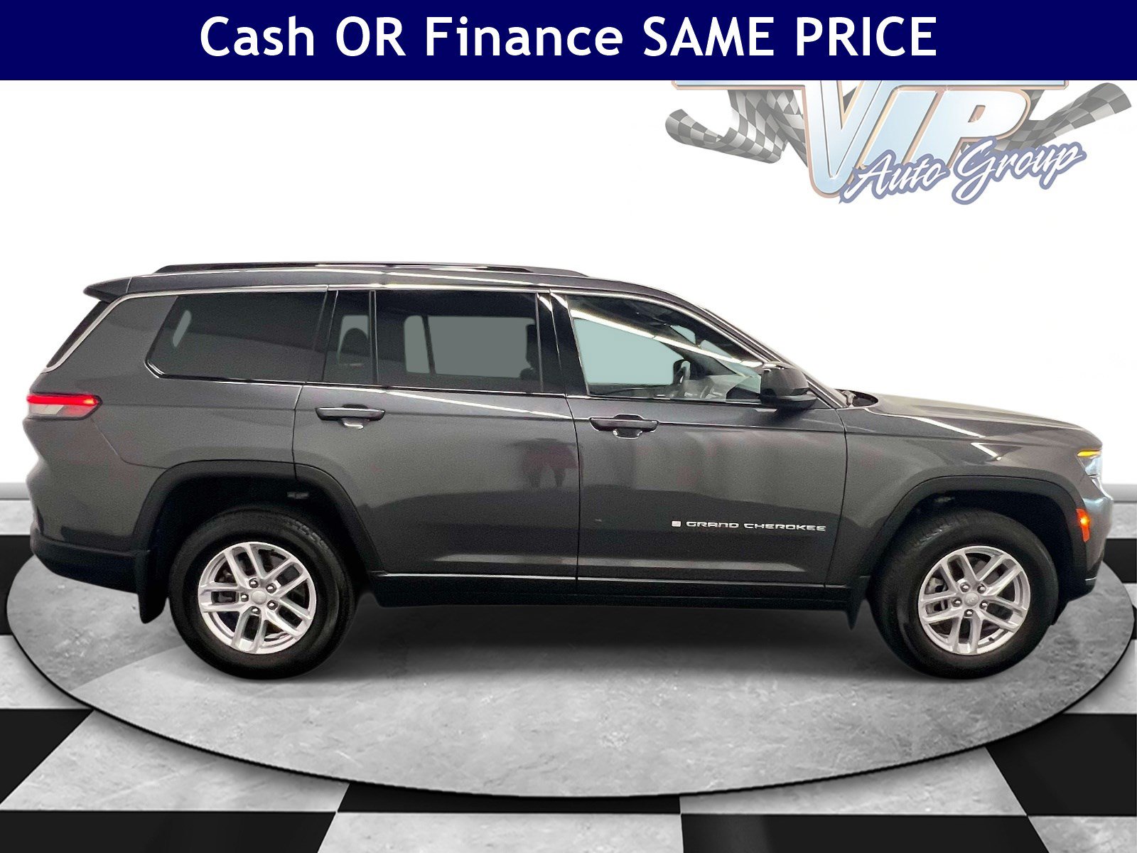 Used 2025 Jeep Grand Cherokee L Laredo AWD/4WD image 7