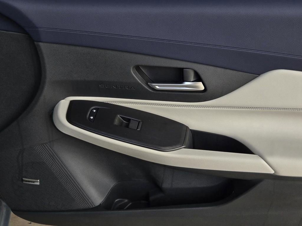 New 2026 Nissan Sentra SL w/ Floor Mat Package FWD image 8