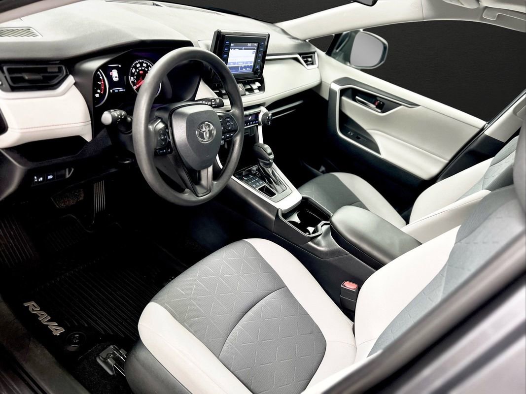 Used 2019 Toyota RAV4 XLE w/ All Weather Liner Package AWD/4WD image 12