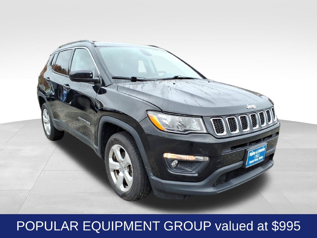 Used 2019 Jeep Compass Latitude w/ Popular Equipment Group AWD/4WD image 3