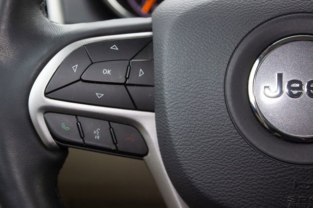 Used 2019 Jeep Grand Cherokee Limited image 23