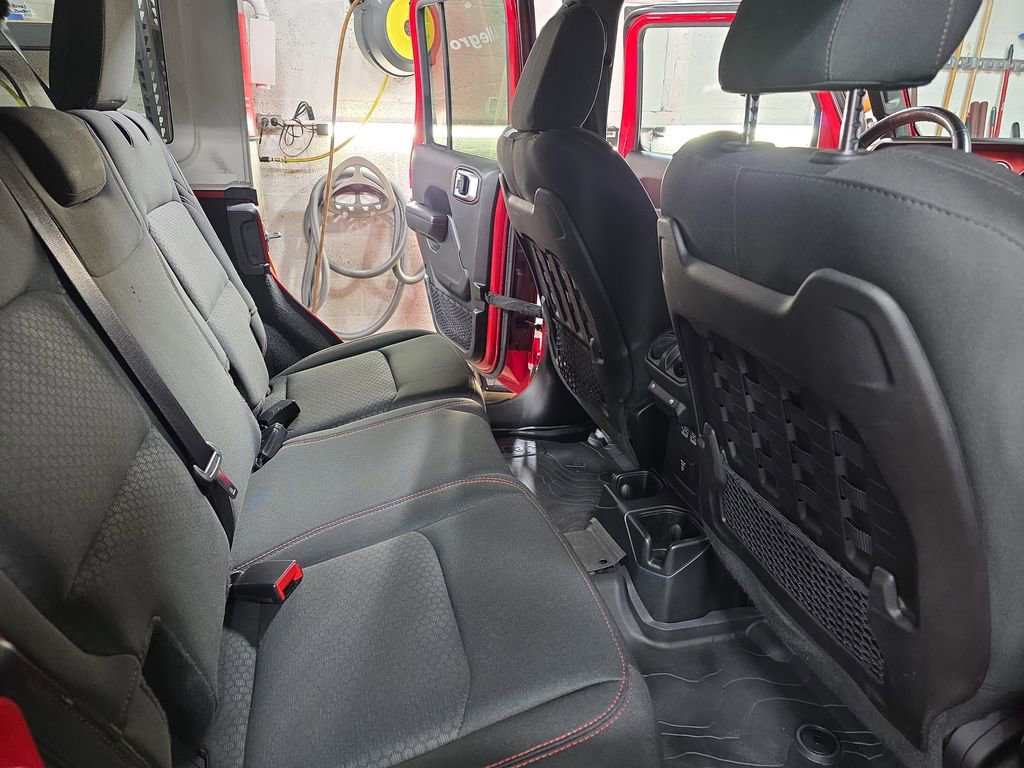 Used 2019 Jeep Wrangler Unlimited Rubicon AWD/4WD image 11