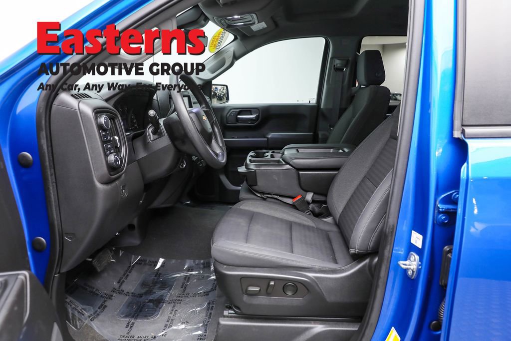 Used 2022 Chevrolet Silverado 1500 Custom image 14
