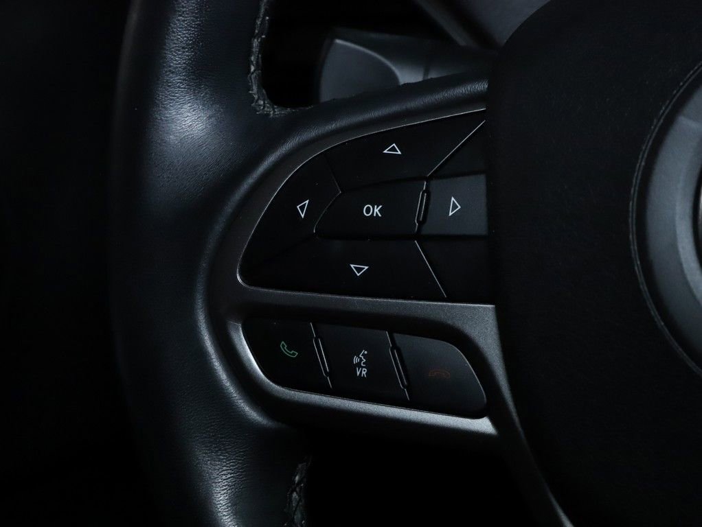 Used 2019 Jeep Cherokee Limited image 23