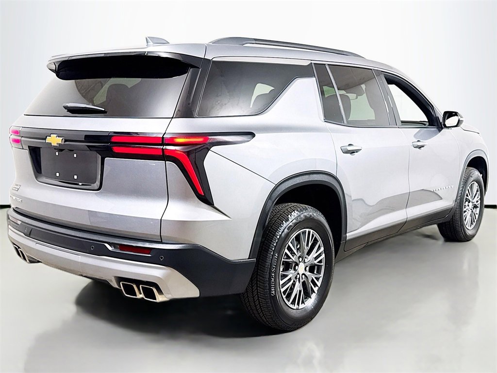 Certified 2025 Chevrolet Traverse LT image 4