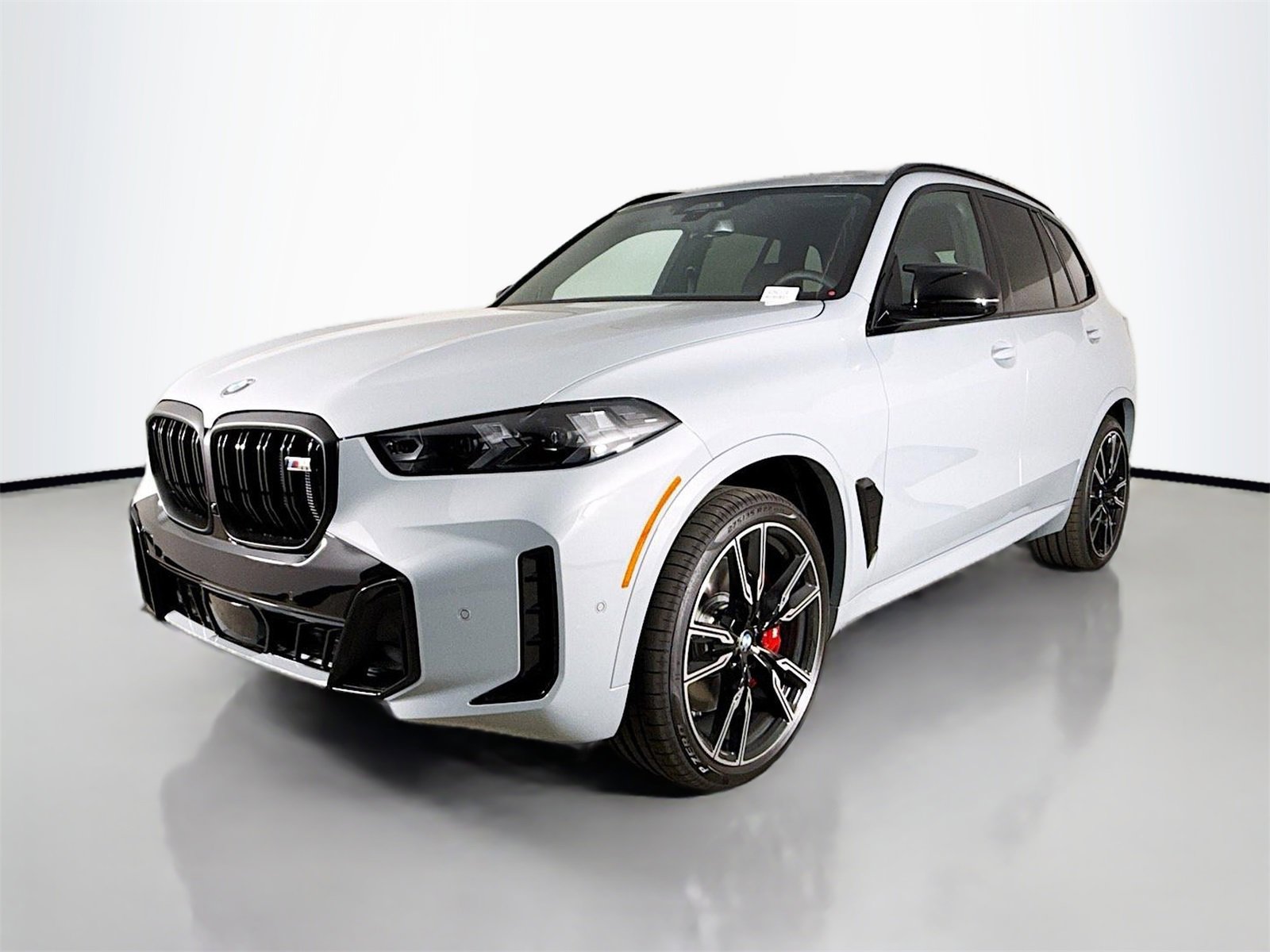 New 2026 BMW X5 M60i image 3