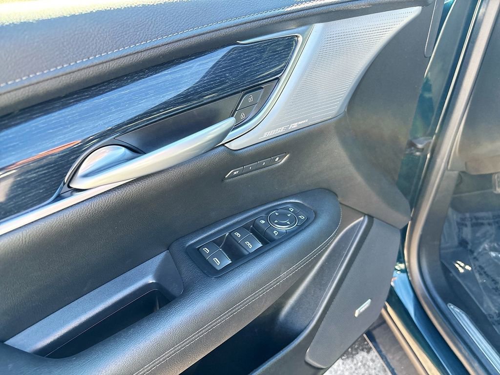 Used 2024 Cadillac XT5 Premium Luxury image 18