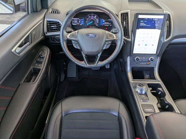 Certified 2024 Ford Edge ST-Line image 16
