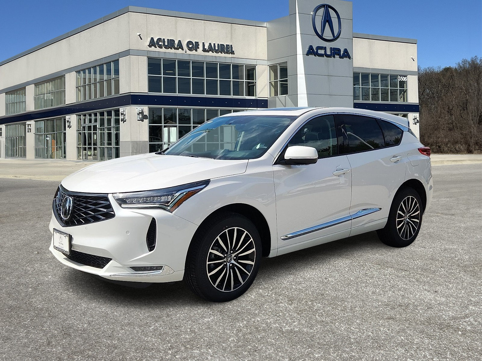 New 2026 Acura RDX w/ Advance Package AWD/4WD image 2