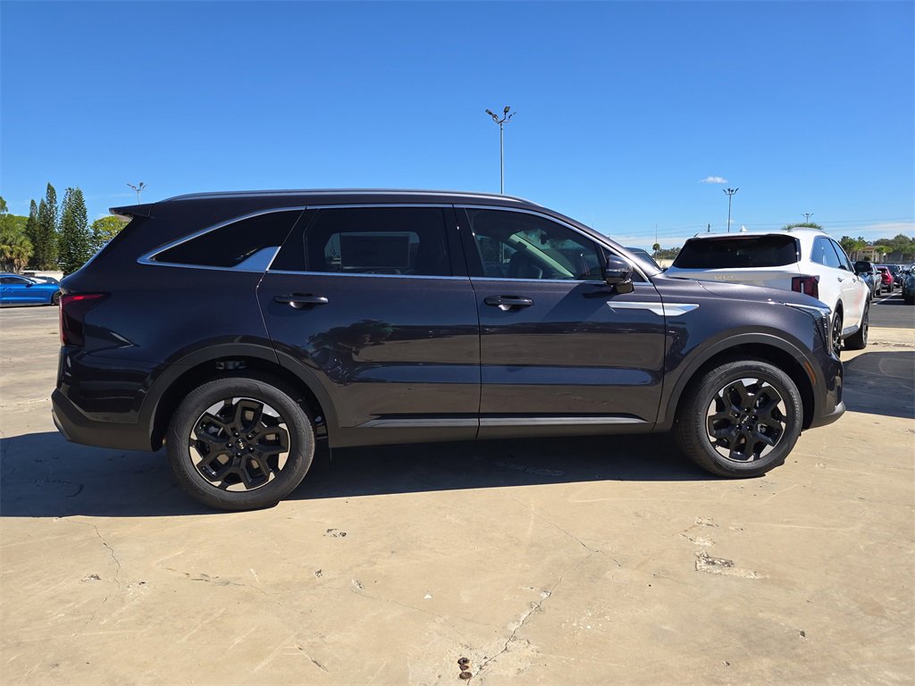 New 2026 Kia Sorento S image 10