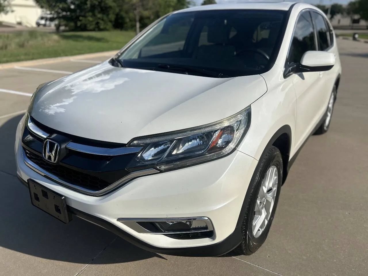Used 2015 Honda CR-V EX image 2