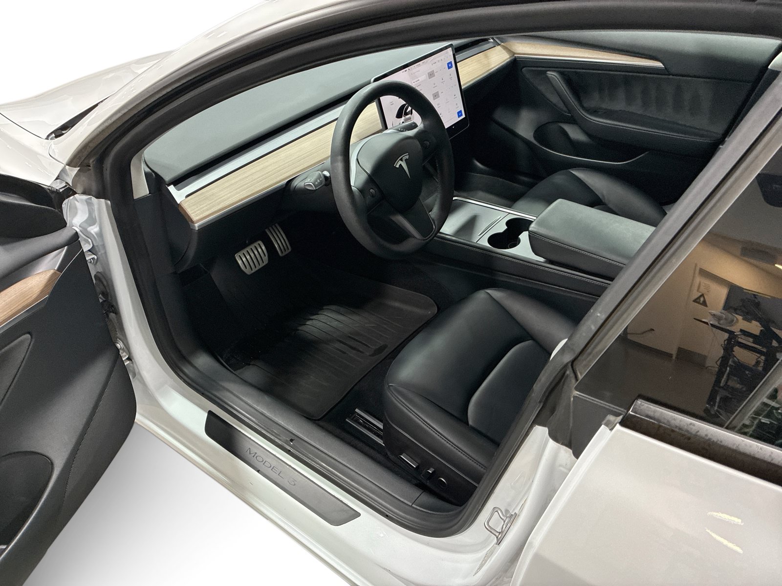 Certified 2023 Tesla Model 3 Performance AWD/4WD image 9