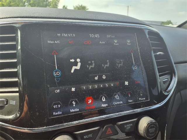 Used 2019 Jeep Grand Cherokee Laredo image 18