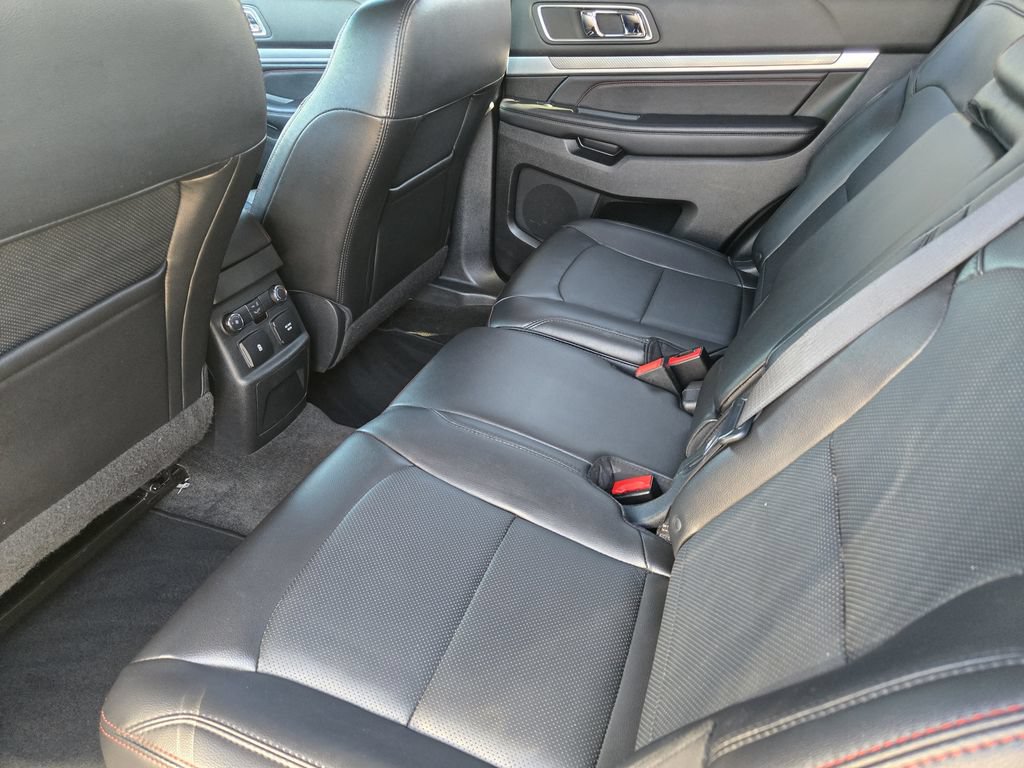 Used 2016 Ford Explorer Sport w/ Equipment Group 401A AWD/4WD image 24