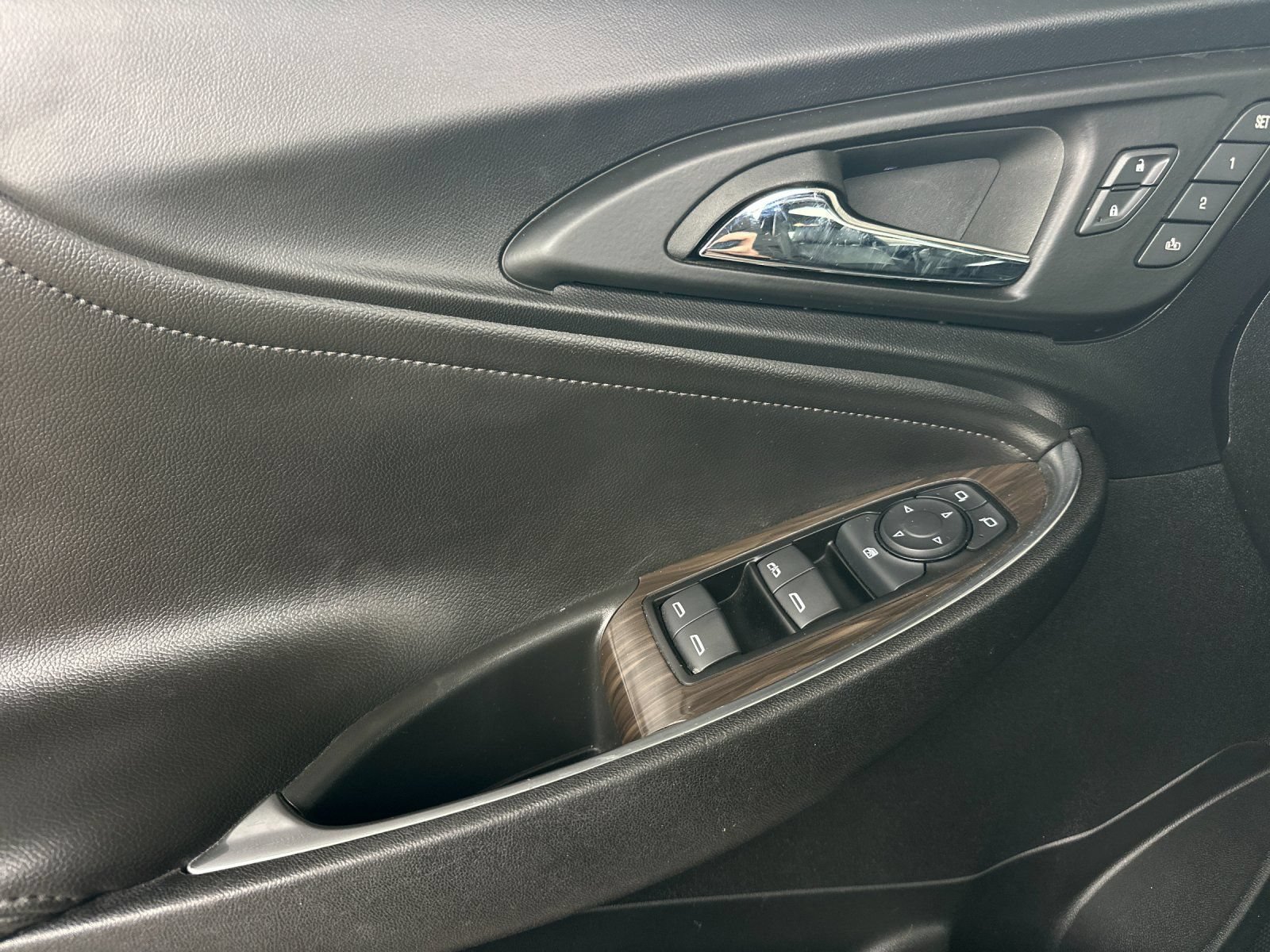 Used 2024 Chevrolet Malibu LT FWD image 10