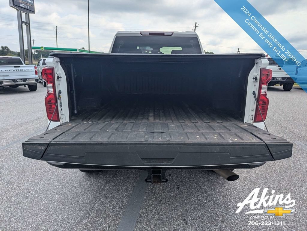 Used 2024 Chevrolet Silverado 2500 Custom w/ Custom Convenience Package AWD/4WD image 13