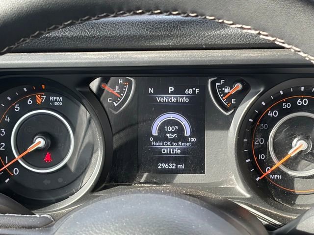 Used 2025 Jeep Gladiator Sport image 17