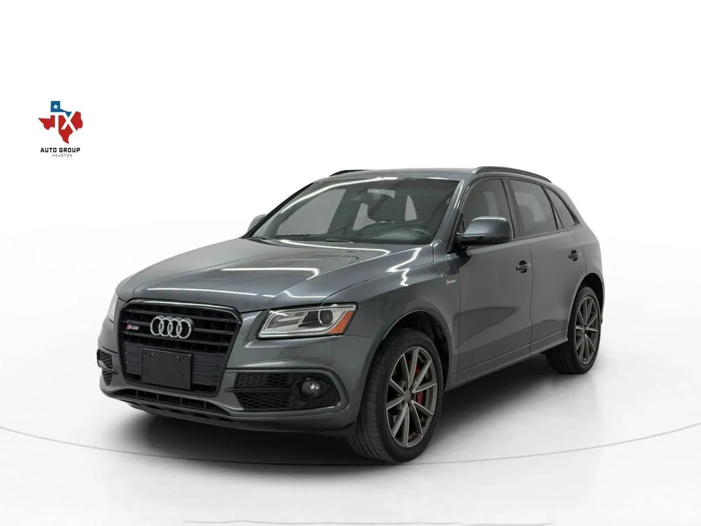 Used 2016 Audi SQ5 Premium Plus w/ Technology Package AWD/4WD image 4