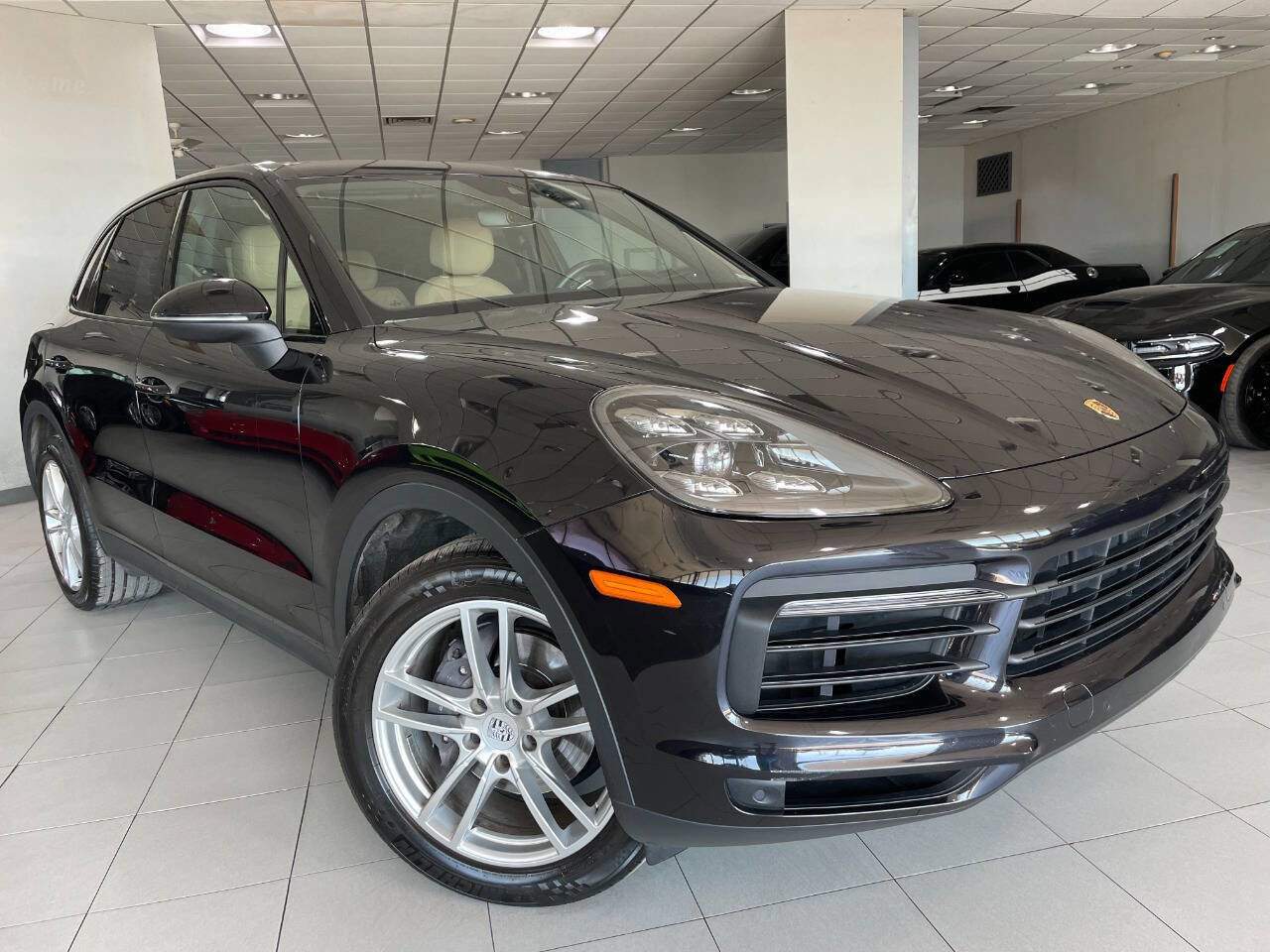 Used 2019 Porsche Cayenne image 1