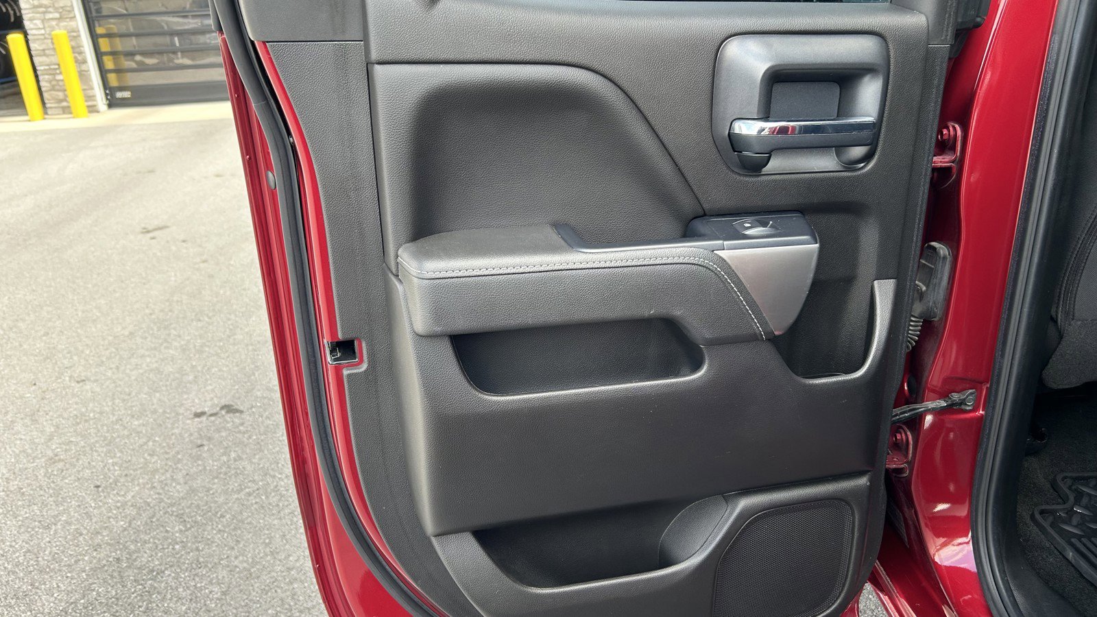 Used 2018 Chevrolet Silverado 1500 LT w/ All Star Edition image 12