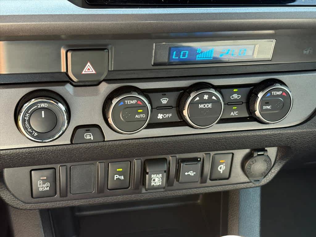Used 2021 Toyota Tacoma TRD Off-Road w/ Technology Package AWD/4WD image 14