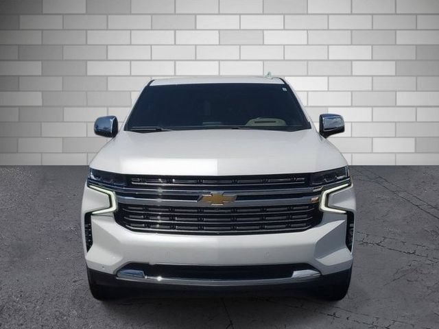 Used 2022 Chevrolet Suburban Premier w/ Premium Package AWD/4WD image 9