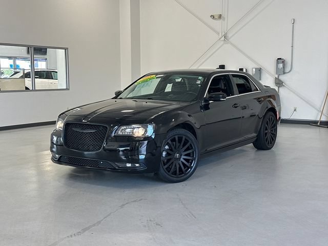 Used 2015 Chrysler 300 Limited w/ 300 Premium Group