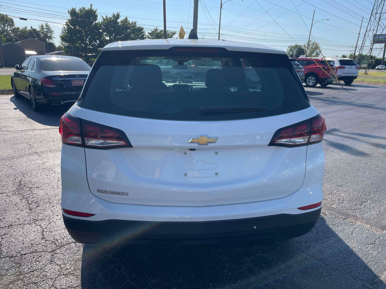 Used 2023 Chevrolet Equinox LS FWD image 6