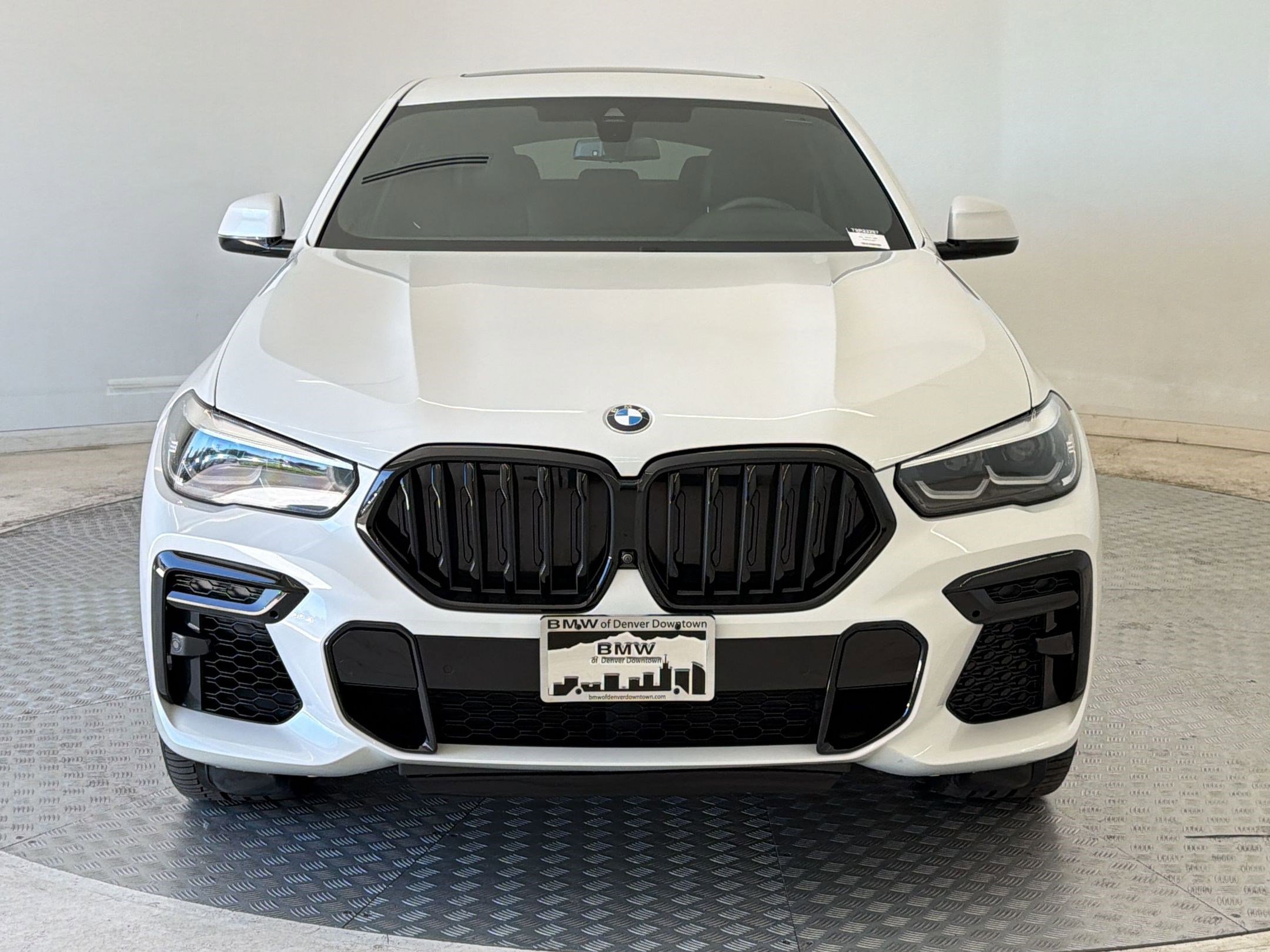 Certified 2023 BMW X6 xDrive40i w/ M Sport Package AWD/4WD image 6