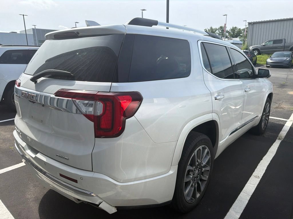 Used 2023 GMC Acadia Denali w/ Denali Technology Package AWD/4WD image 7