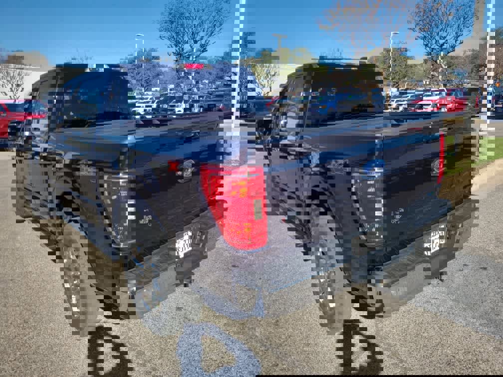 Certified 2021 Ford F150 XLT w/ Equipment Group 302A High image 5