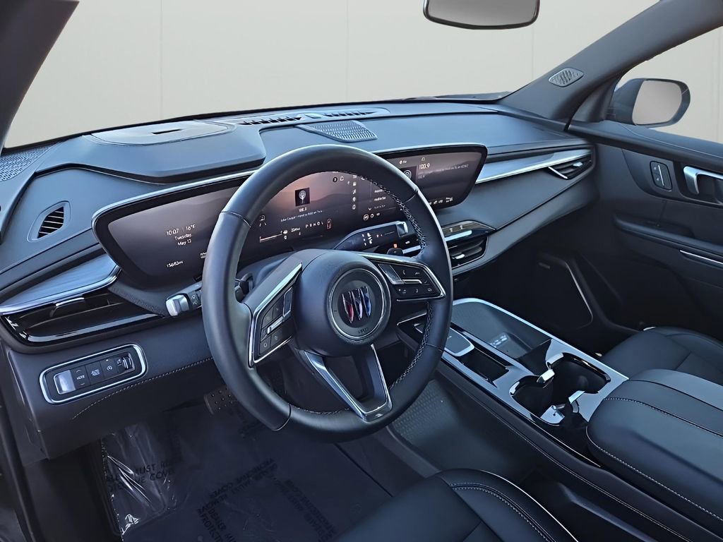 Used 2025 Buick Enclave Preferred image 11