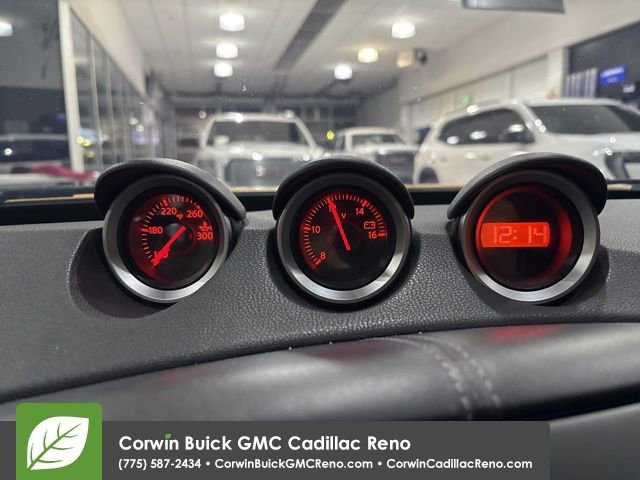 Used 2011 Nissan 370Z Coupe image 19